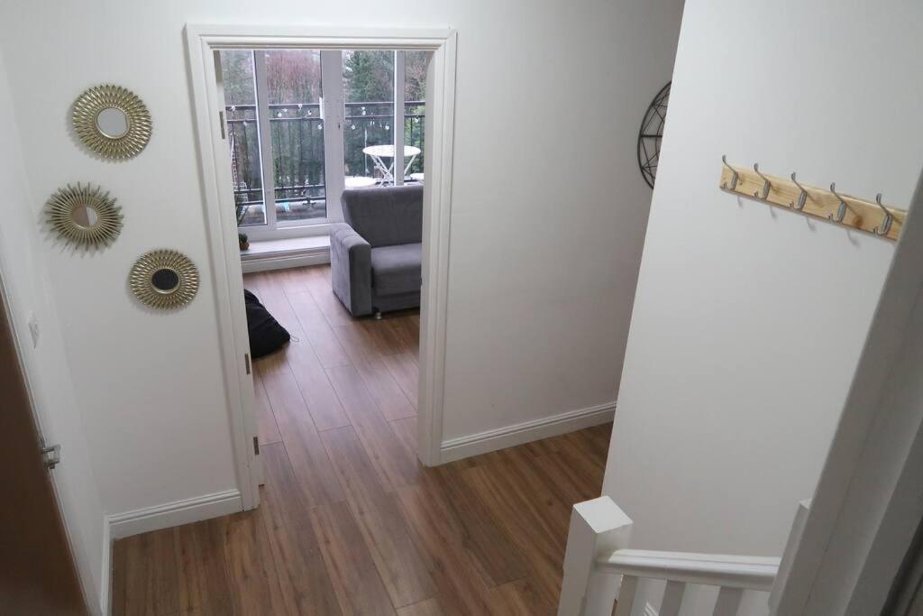 Two-Bedroom Apartment With Scenic Balcony View Shipley  Exteriör bild